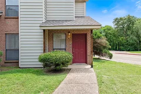 1904 Dartmouth Street S4, College Station, TX 77840