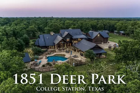 1851 Deer Park Dr, College Station, TX 77845