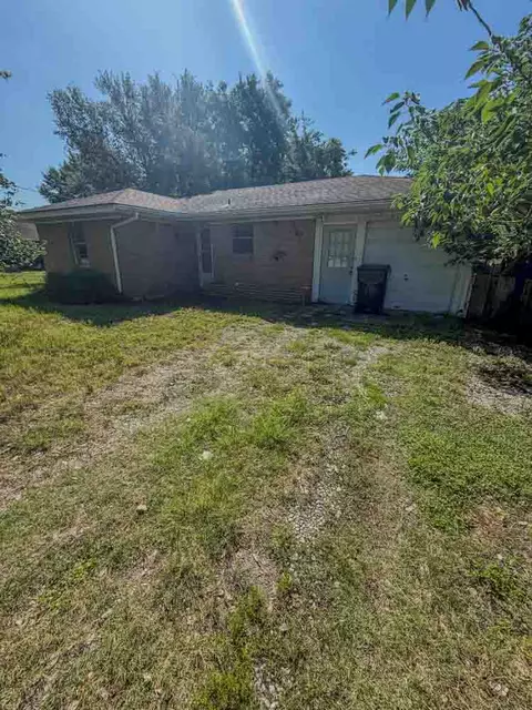 349 6th St, Somerville, TX 77879