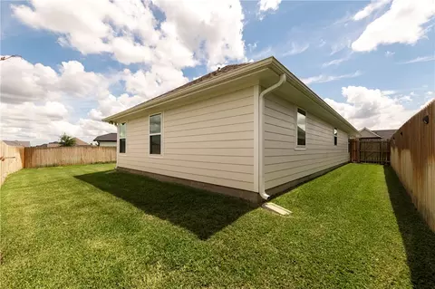 Exterior - 1934 Cambria Dr, Bryan, TX 77807 photo 6 of 6