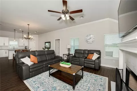 Living - 1934 Cambria Dr, Bryan, TX 77807 photo 1 of 2