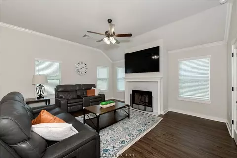 Living - 1934 Cambria Dr, Bryan, TX 77807 photo 2 of 2