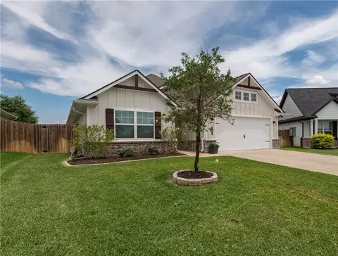 Exterior - 1934 Cambria Dr, Bryan, TX 77807 photo 3 of 6