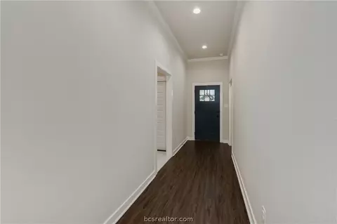Entry Way - 1934 Cambria Dr, Bryan, TX 77807 photo 2 of 4