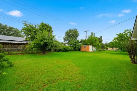 Exterior - 1202 Esther Blvd, Bryan, TX 77802 photo 10 of 10