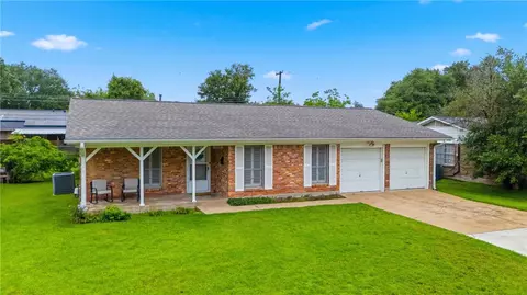 Exterior - 1202 Esther Blvd, Bryan, TX 77802 photo 3 of 10