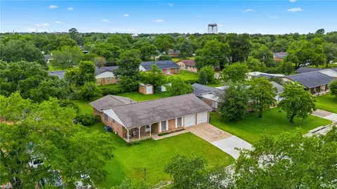 View/Area - 1202 Esther Blvd, Bryan, TX 77802 photo 1 of 7