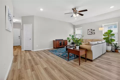 2038 Chief St, Bryan, TX 77807 photo 3