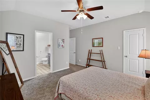 2038 Chief St, Bryan, TX 77807 photo 14