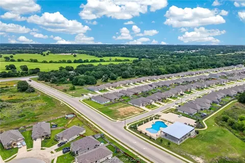 2038 Chief St, Bryan, TX 77807 photo 35