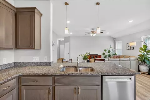 2038 Chief St, Bryan, TX 77807 photo 9
