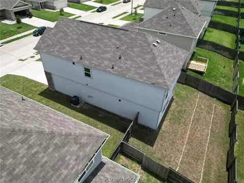 View/Area - 982 Rice Dr, Bryan, TX 77803 photo 4 of 5