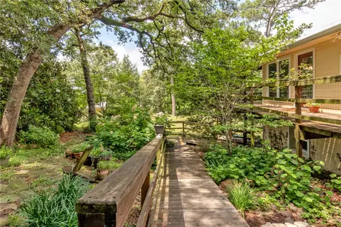 Exterior - 9997 Calhoun Rd, Bryan, TX 77808 photo 6 of 16