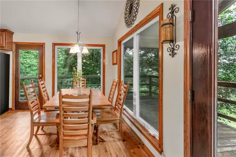 Dining - 9997 Calhoun Rd, Bryan, TX 77808 photo 1 of 1