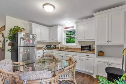 Kitchen - 9997 Calhoun Rd, Bryan, TX 77808 photo 4 of 4