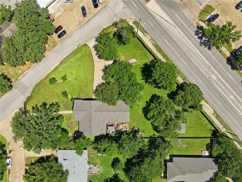 View/Area - 515 Crescent Dr, Bryan, TX 77801 photo 2 of 5