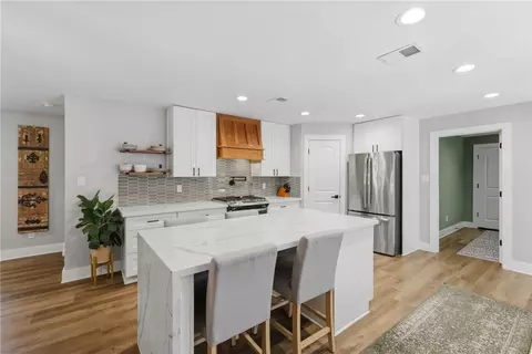 Kitchen - 515 Crescent Dr, Bryan, TX 77801 photo 2 of 5