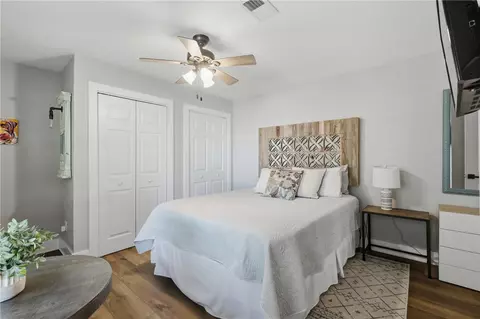 Bedroom - 515 Crescent Dr, Bryan, TX 77801 photo 4 of 5