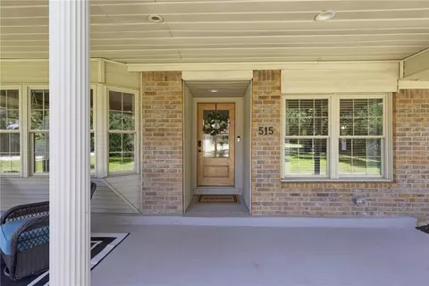 Exterior - 515 Crescent Dr, Bryan, TX 77801 photo 4 of 9