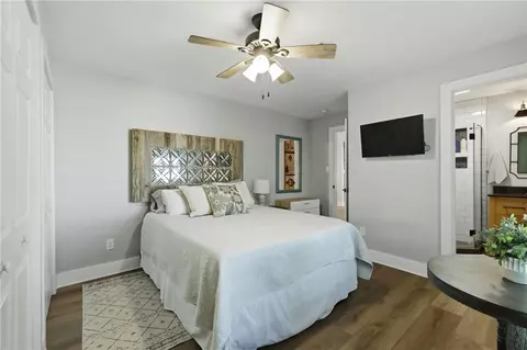 Bedroom - 515 Crescent Dr, Bryan, TX 77801 photo 5 of 5
