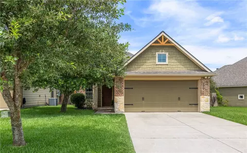 2025 Positano Loop, Bryan, TX 77808