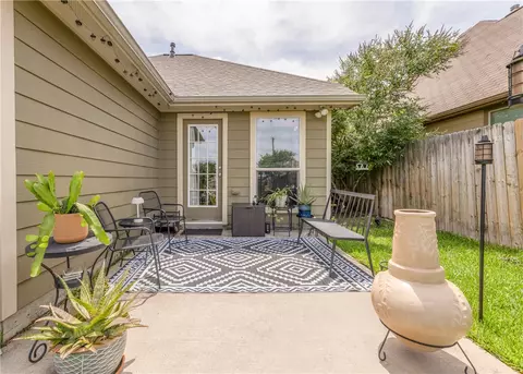 Exterior - 2025 Positano Loop, Bryan, TX 77808 photo 4 of 6