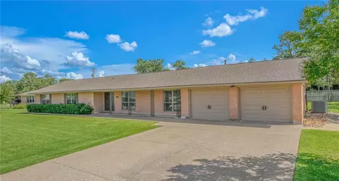 2308 Morningside Dr, Bryan, TX 77802