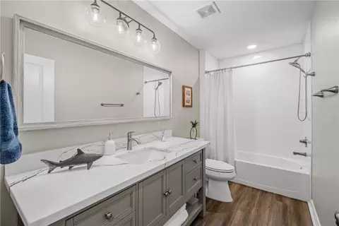 Bath - 2308 Morningside Dr, Bryan, TX 77802 photo 2 of 3