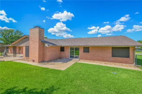 Exterior - 2308 Morningside Dr, Bryan, TX 77802 photo 4 of 9