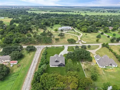 13291 Hopes Creek Rd, College Station, TX 77845