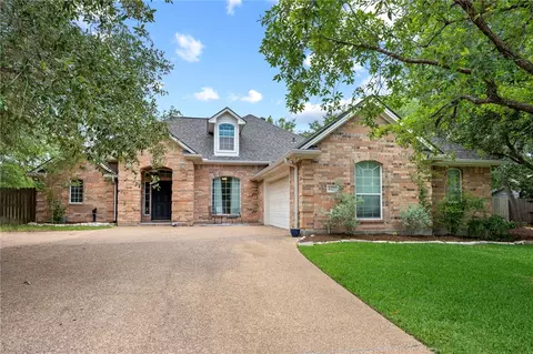 4420 Edinburgh Pl, College Station, TX 77845