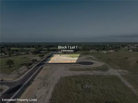 10298 Winnie, Bryan, TX 77808 photo 2