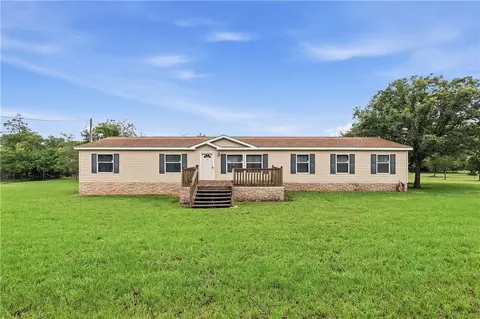 102 Windwood Cir, Somerville, TX 77879
