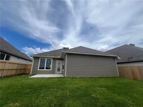Exterior - 1927 Sebright Dr, Bryan, TX 77807 photo 2 of 3