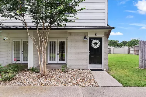 1400 Summit Street C, College Station, TX 77845