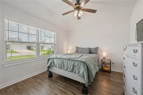 3164 Brady Ct, Bryan, TX 77808 photo 4