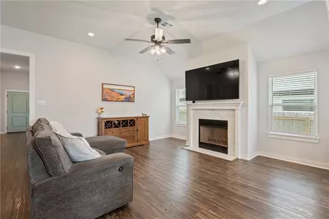 3164 Brady Ct, Bryan, TX 77808 photo 7
