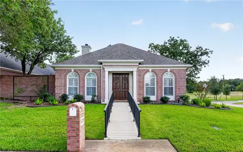 4728 Stonebriar Cir, College Station, TX 77845