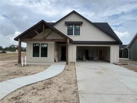 4064 Lakeside Club Dr, College Station, TX 77845