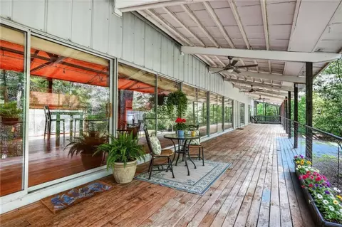 2504 Raintree Dr, College Station, TX 77845