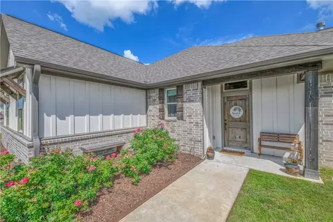 Exterior - 10398 Bourbon Ln, Bryan, TX 77808 photo 3 of 7