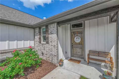 Exterior - 10398 Bourbon Ln, Bryan, TX 77808 photo 4 of 7