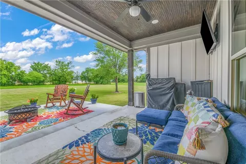 Exterior - 10398 Bourbon Ln, Bryan, TX 77808 photo 5 of 7