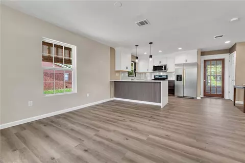 Living - 2105 Cabot Cir, Bryan, TX 77803 photo 3 of 4