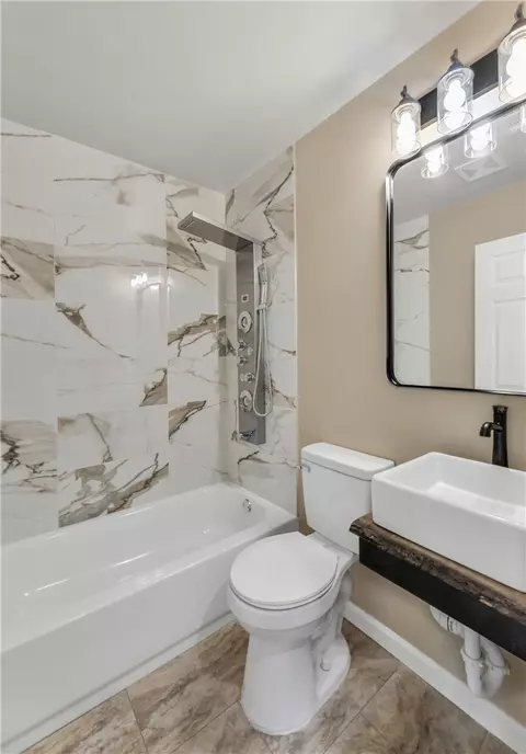 Bath - 2105 Cabot Cir, Bryan, TX 77803 photo 3 of 3