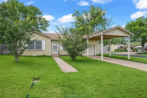 110 N Gordon St, Bryan, TX 77802