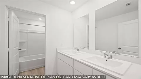 Bath - 204 Paco Loop, Caldwell, TX 77836 photo 3 of 3