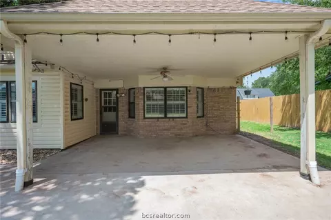 Exterior - 2505 Willow Bend Dr, Bryan, TX 77802 photo 2 of 4
