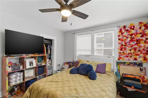 Bedroom - 402 Hill St, Bryan, TX 77803 photo 2 of 5