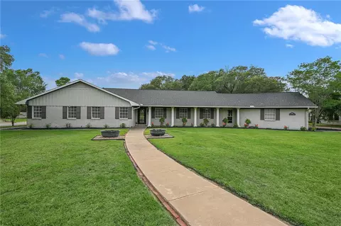 1307 E 31st St, Bryan, TX 77802